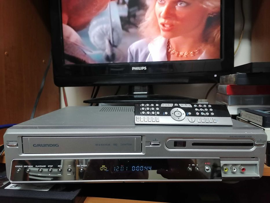 Magnetowid /Nagrywarka VHS Grundig GDR 6460VCR hi-fi stereo
