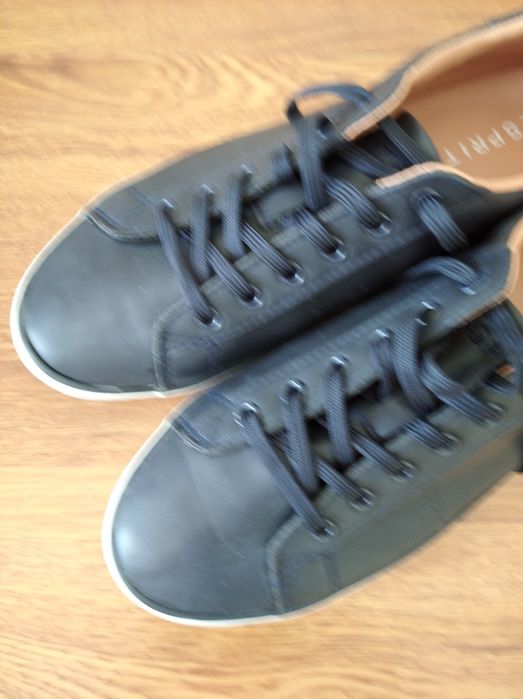 Sprzedam buty damskie