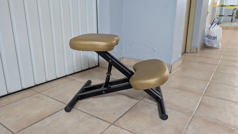 Banco ergonómico