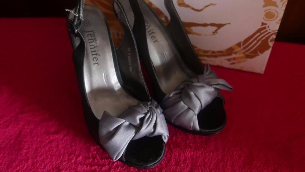 Buty szpilki klasyczne CCC