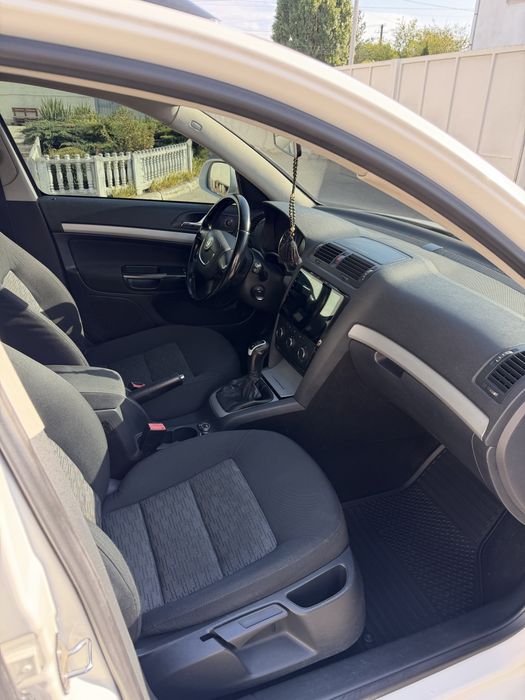 SKODA OCTAVIA 2012 VIN TMBHE61Z5C2148478 фото оголошення 18 з 22