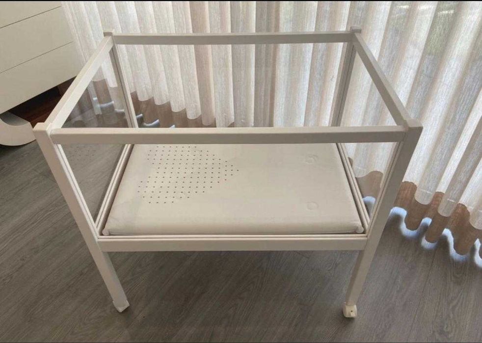 Mini berço ZARA HOME branco lacado em acrilico