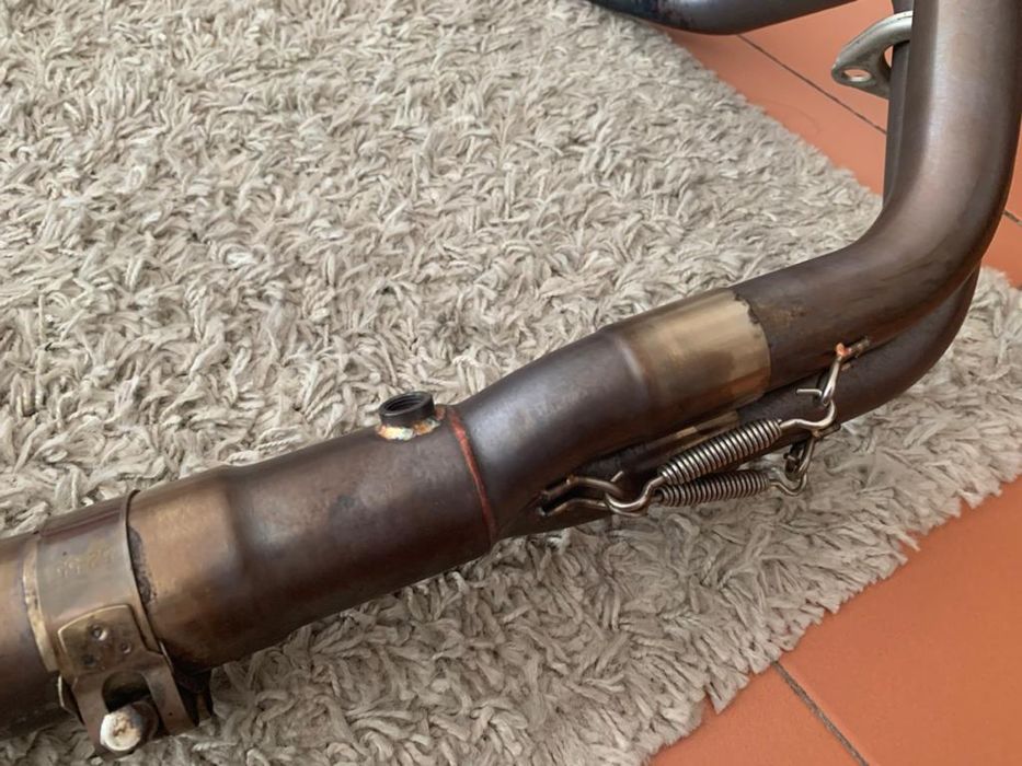 Linha Escape universal motociclo