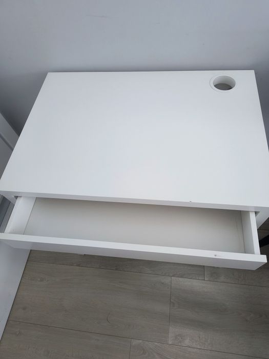 Biurko Ikea młodzieżowe