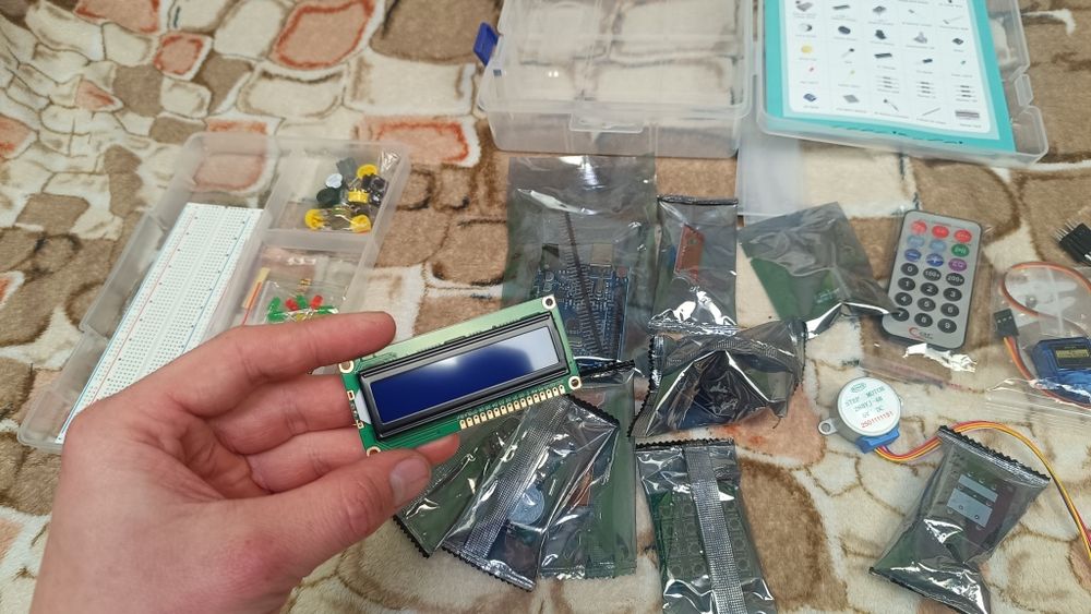 Обучающий набор програмирования Arduino Starter на базе Uno R3 ардуино