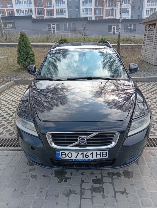 Продається автомобіль Volvo V50