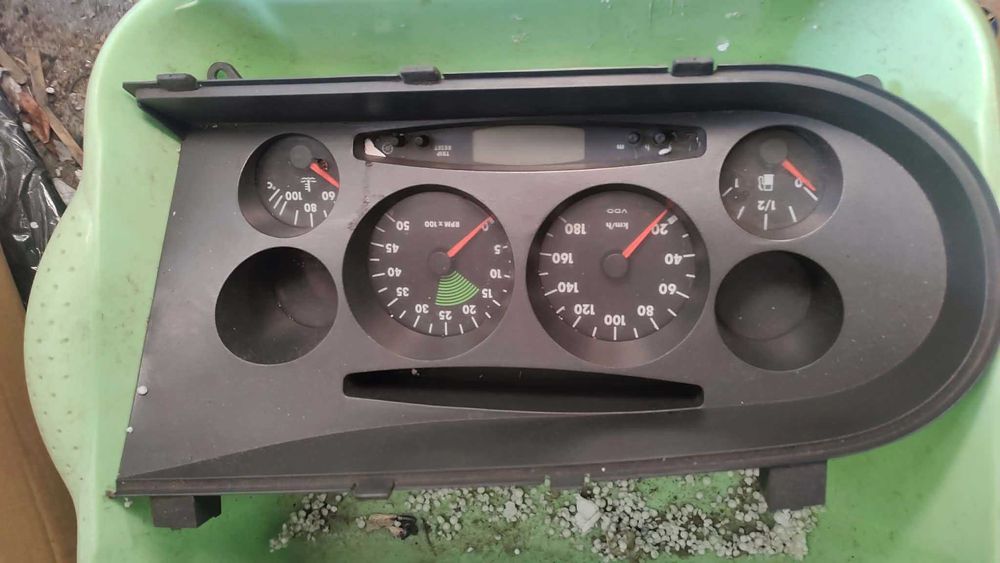 Licznik Iveco Daily III 2.8