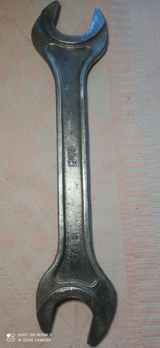 Ключ гаечный торцовый СССР 240 грн