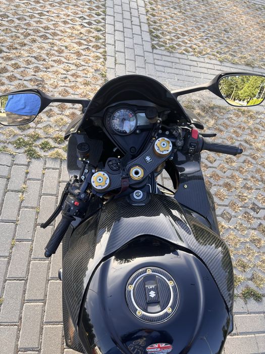 Продам suzuki gsxr 1000 k7-k8