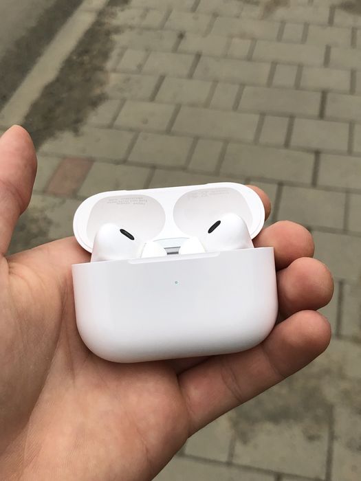 AirPods Pro 2 Lightning