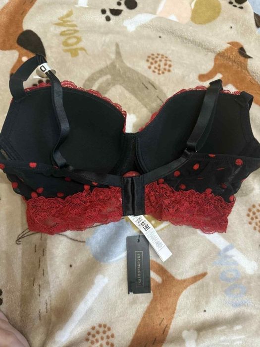 Biustonosz intimissimi