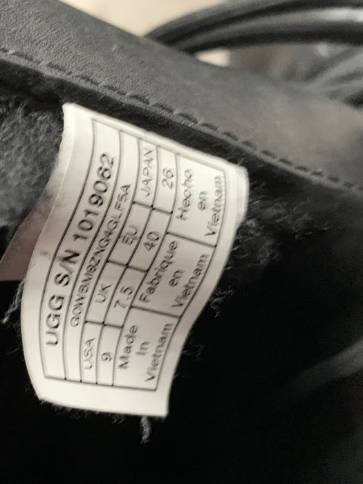 Buty damskie UGG 39