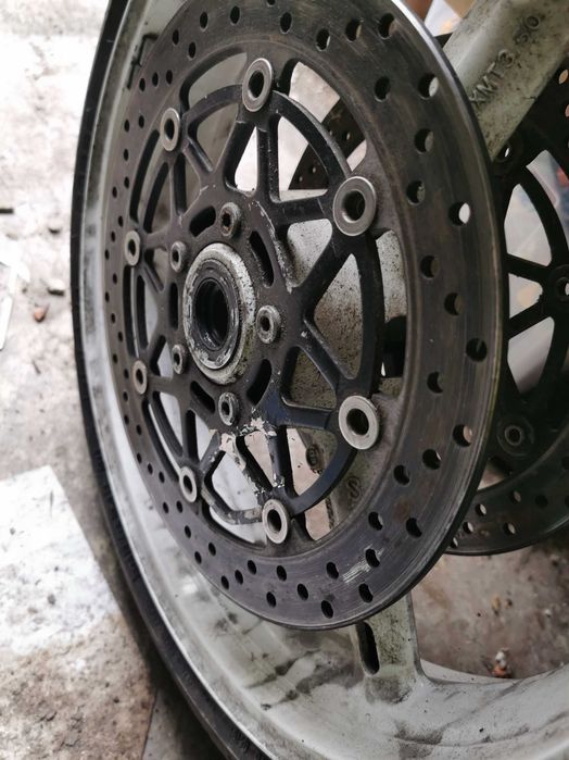 Tarcze przód Suzuki GSX-R 750 K5