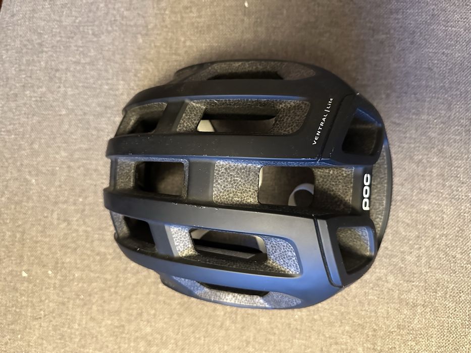 Kask rowerowy POC Ventral Lite uranium black/hydrogen white matt