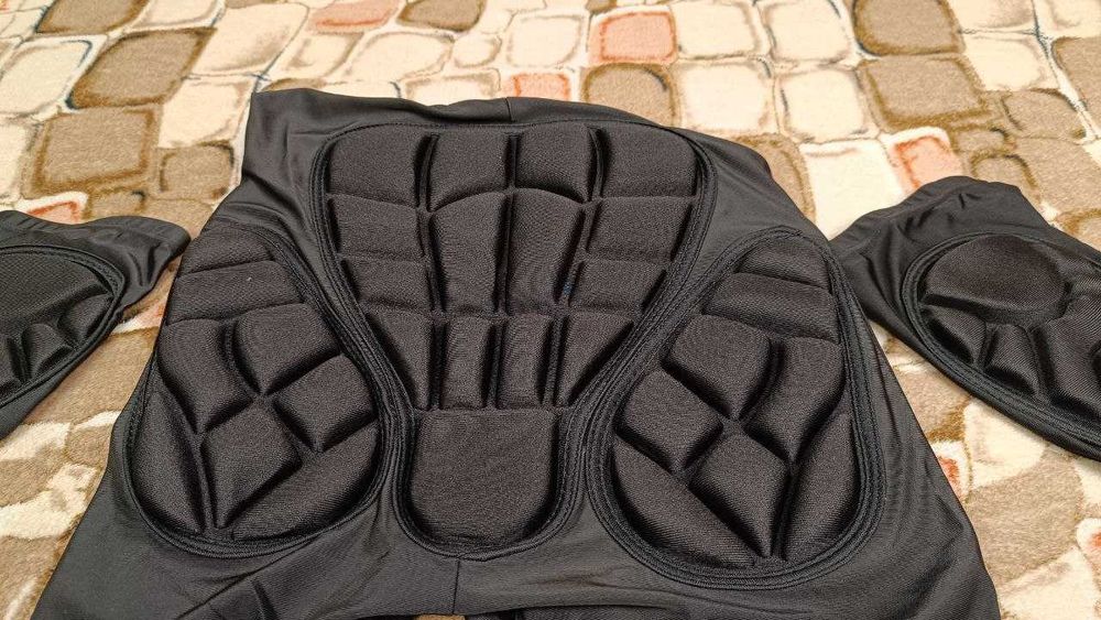 Защитные шорты наколенники налокотники для сноуборда лыж захист