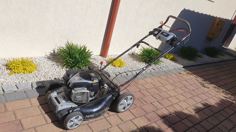 Kosiarka spalinowa NAC LS50-775IS-HS z napędem, silnik Briggs&Stratton