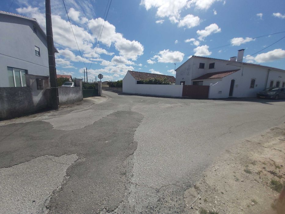 Moradia - vende-se