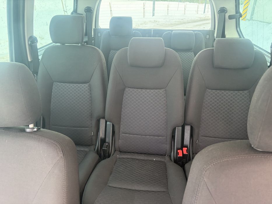 Ford Galaxy 2.0TDCI 140KM 6 Biegow 7 osobowy GHIA Stan BDB