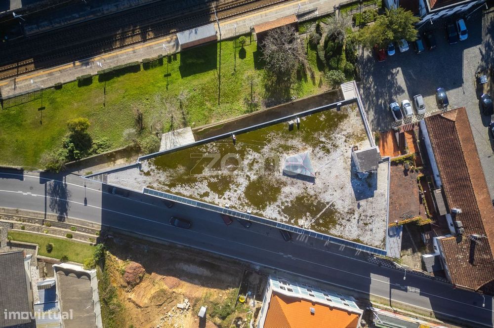 Comércio, oportunidade de investimento no Centro Comercial Barrosel...