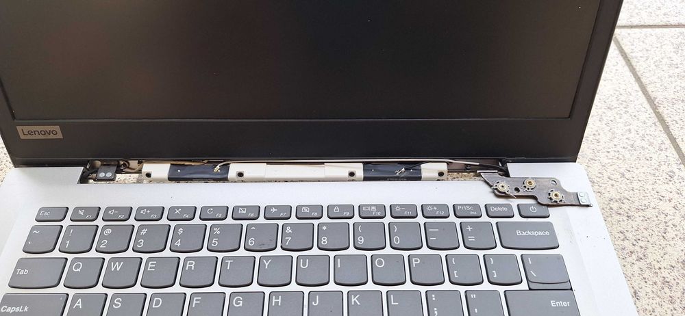 Laptop Lenovo 14 cali 1.1Ghz 4GB 64GB