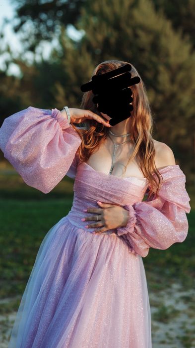 Продам випускну сукню