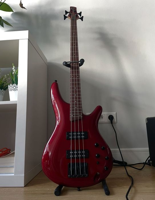 Gitara basowa SR300EB-CA Candy Apple