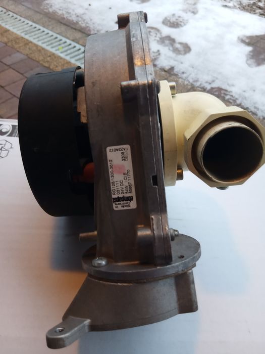 Wentylator do pieca gazowego  victrix zeus27