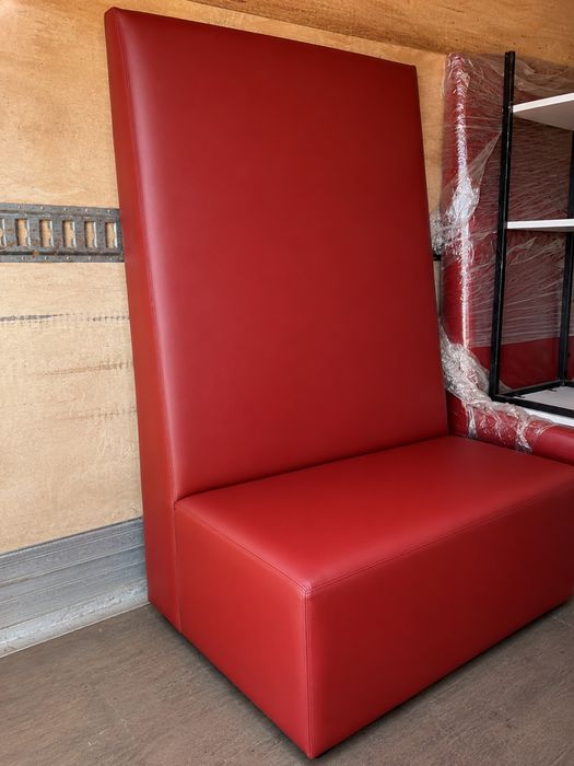 Sofá Booth para Restaurante, Café ou Bar – Encosto Alto | Excelente Estado