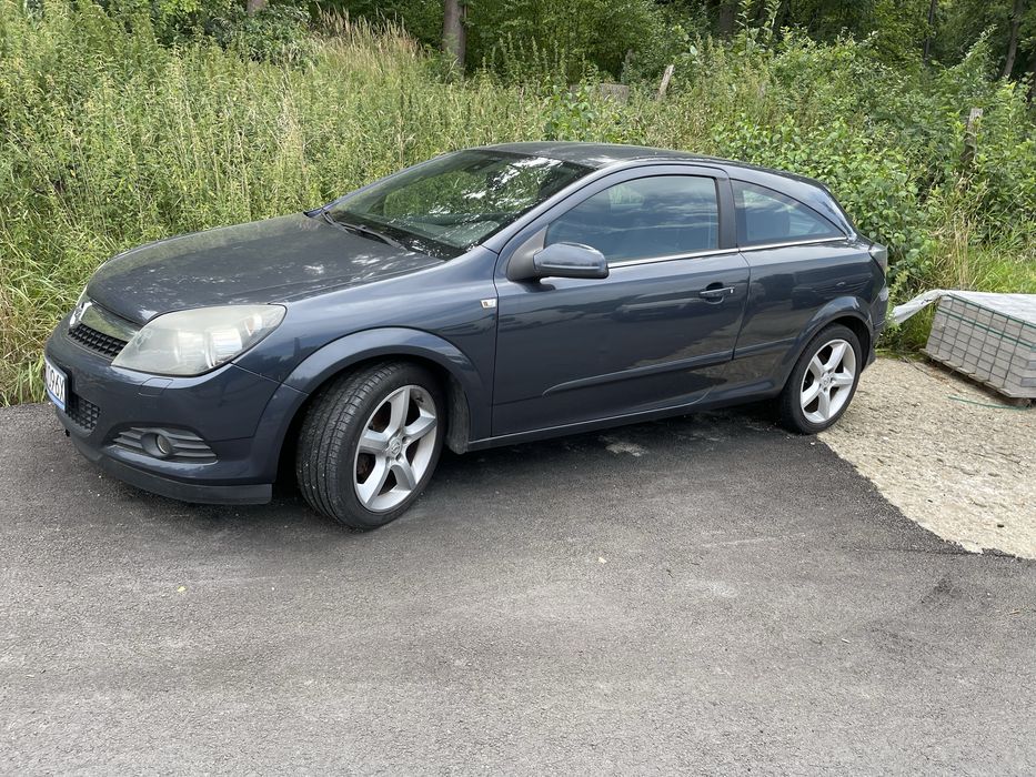 Opel Astra GTC 1,6 Easytronic