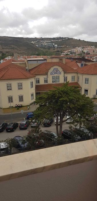 Alugo quarto no centro de Torres Vedras