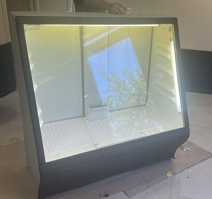 Умка Холодильна вітрина