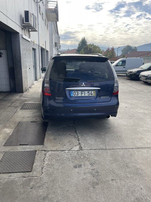 Mitsubishi grandis