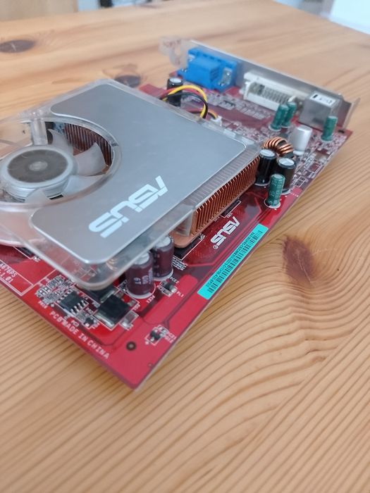 Assus Radeon x1300  pro