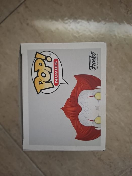 Pack 2 Funko Pop! Pennywise (Special Edition) + Venomized Captain Marvel