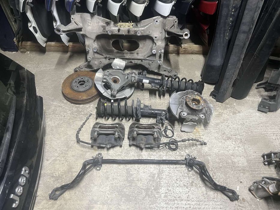 Подрамник ступица суппорт Ренж Ровер Range Rover Evoque L551 2019-2026