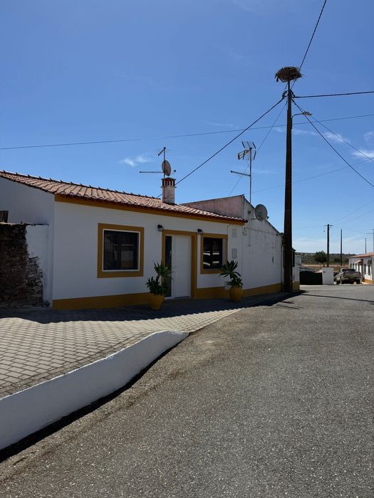 Moradia T2 para arrendamento em Corte Gafo de Cima – Mértola
