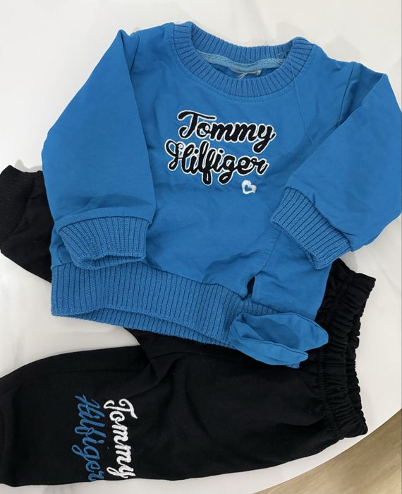 Vestidos para crianças dos 3 aos 6 meses ( grátis)