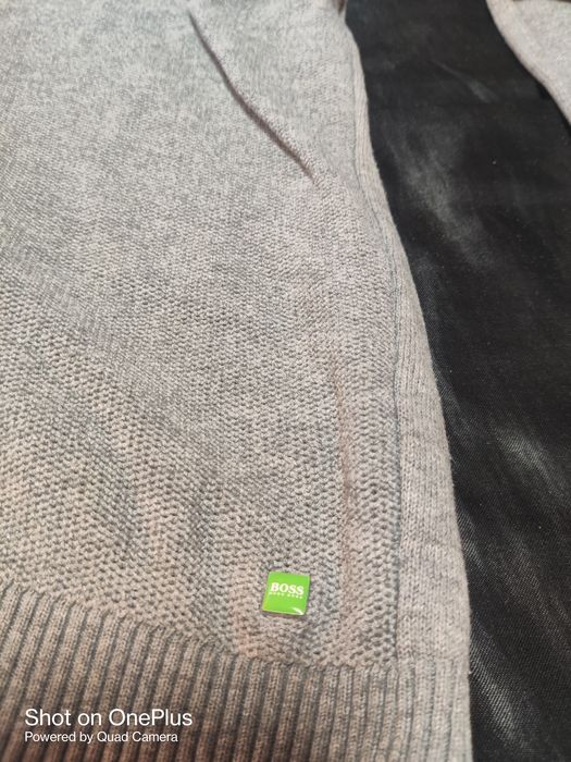 Светр Hugo Boss (M)