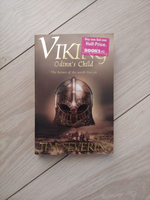 Książka po angielsku - VIKING - ODINN'S CHILD autora Tim Severin