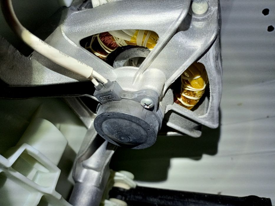 silnik pralka Whirlpool