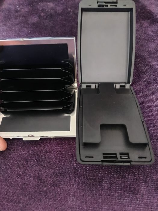 Duas Carteiras novas  /  Porta cartões