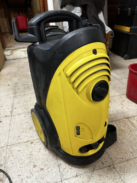 Karcher modelo HD 6/15 C.