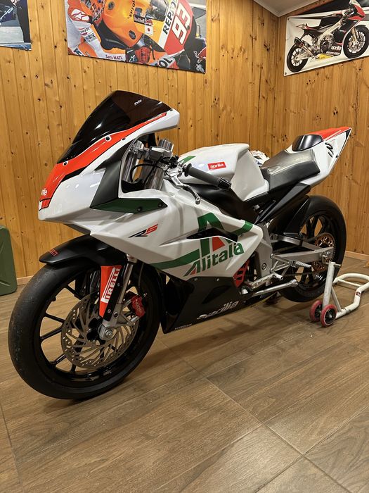Aprilia RS 80cc  Nova Acabada  de ser montada SEM  Dcomentos