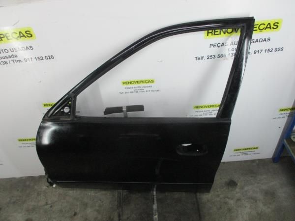 Porta frente esquerda HYUNDAI Accent I (X3)