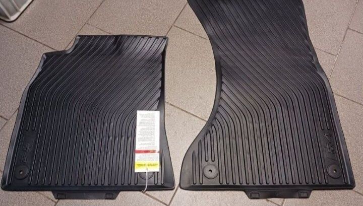 Oryginalne dywaniki gumowe Audi A4 b8 Audi S4