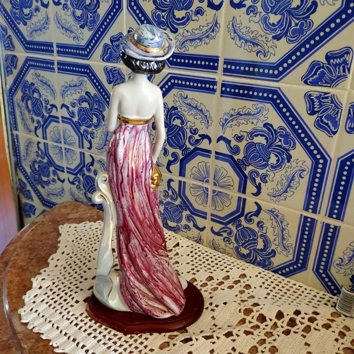 Estatuetas loiça64553182166658121