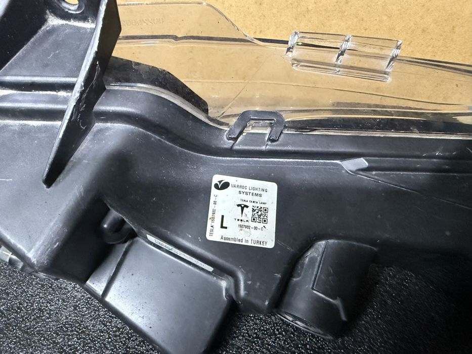 Tesla model 3/Y туманки EU ходові вогні