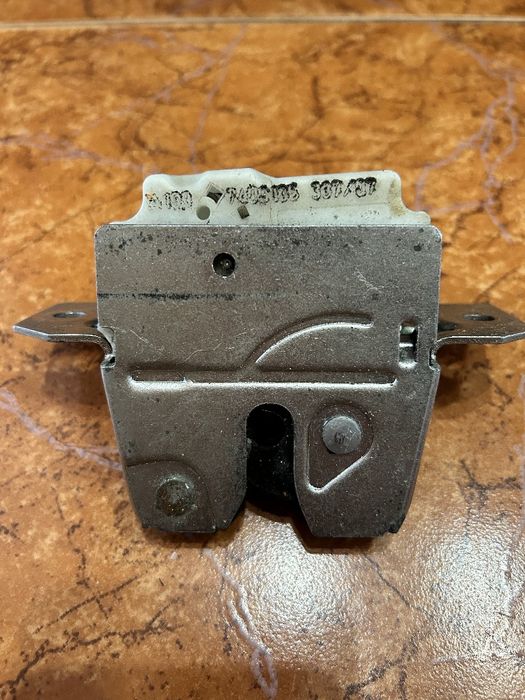 Замок на Mercedes b170 (2005-2009)