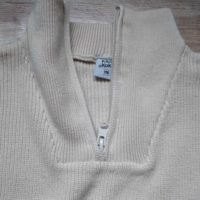 Sprzedam NOWY sweter chłopięcy półgolf na zamek rozmiar 116