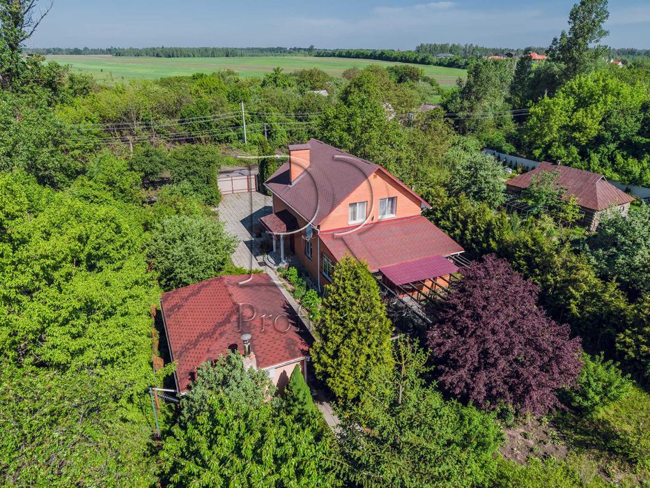 Продаж будинку 218 кв.м. в с. Осикове / Ясногородка, Макарівський район